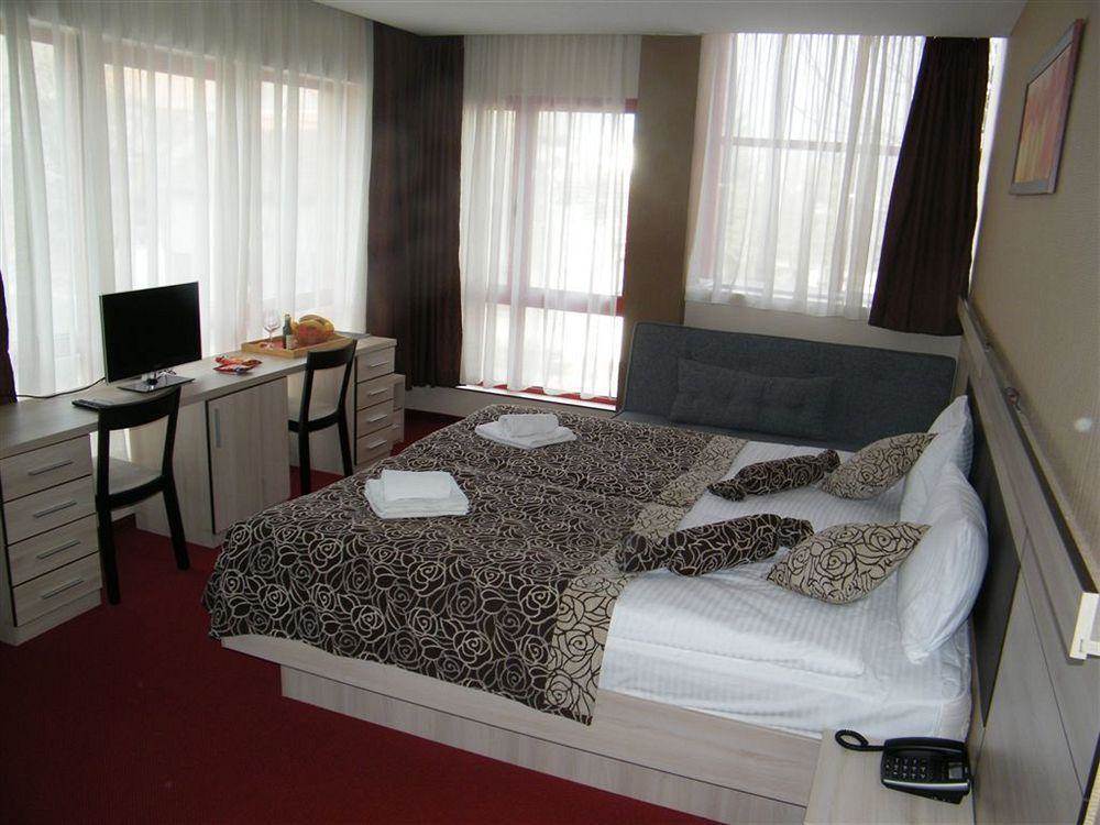 Hotel City Code Vizura Garni Renew Belgrado Exterior foto